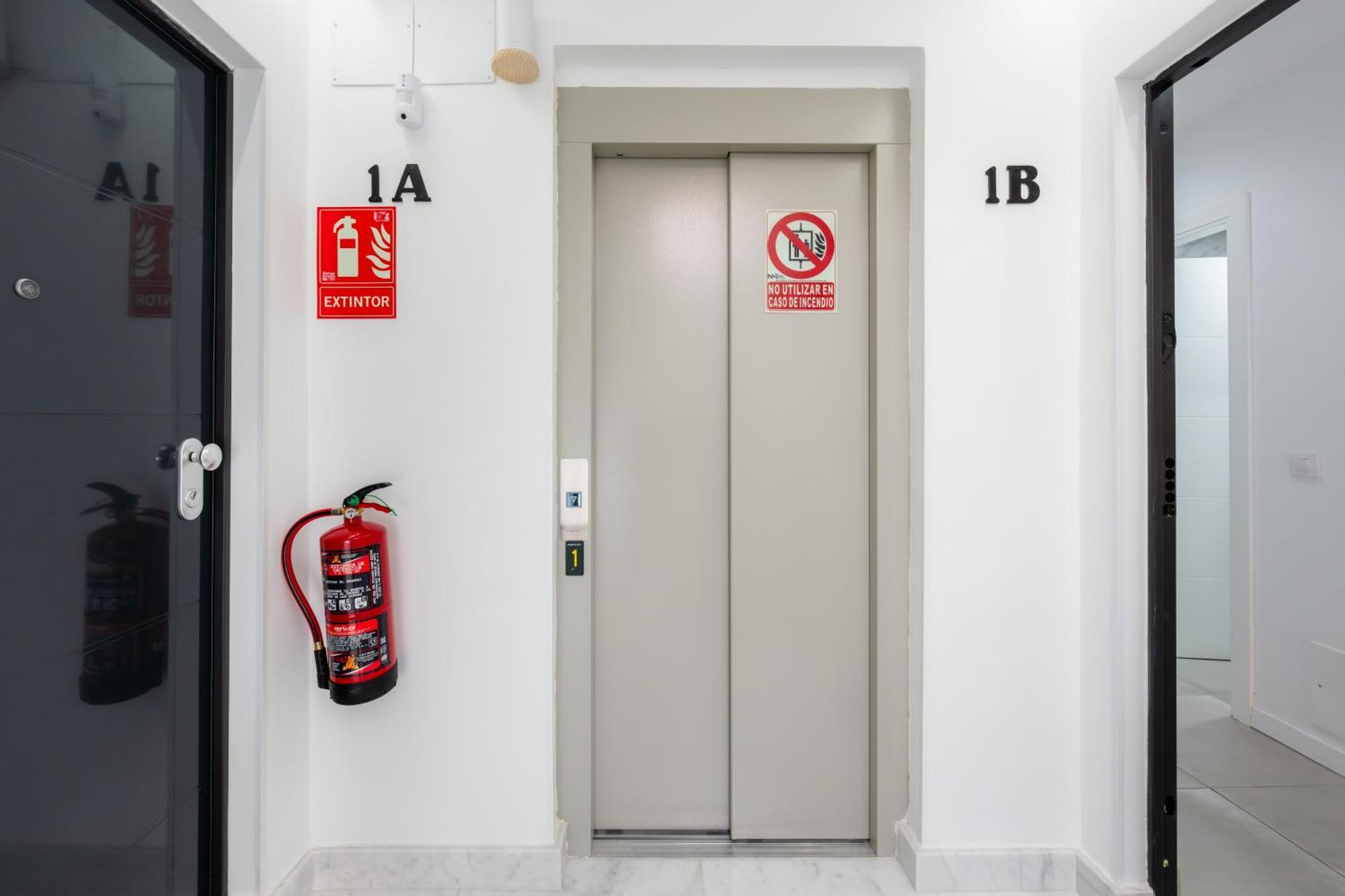 Lemon Apartment & Hotels Bernabeu Madrid Extérieur photo