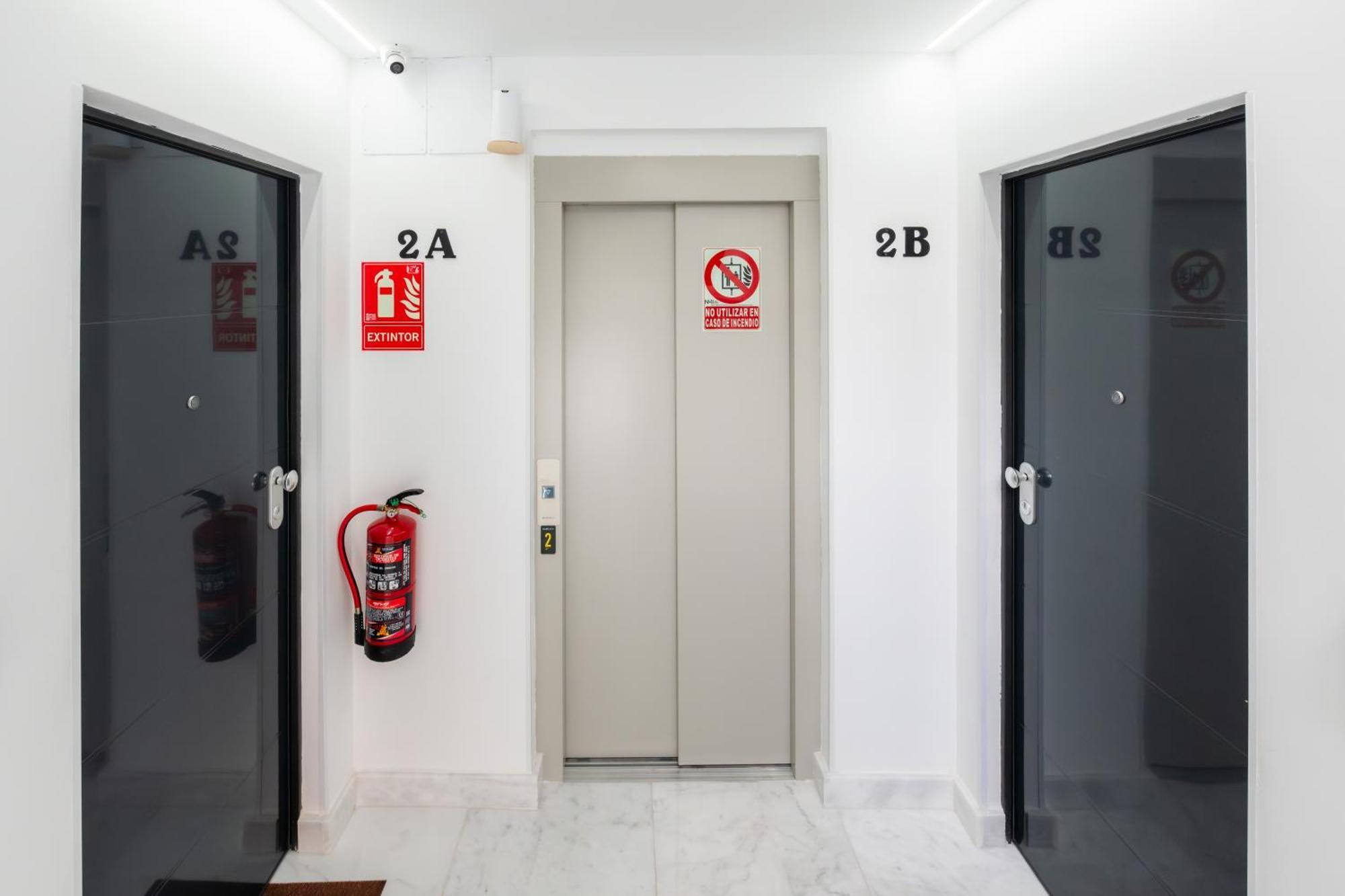 Lemon Apartment & Hotels Bernabeu Madrid Extérieur photo